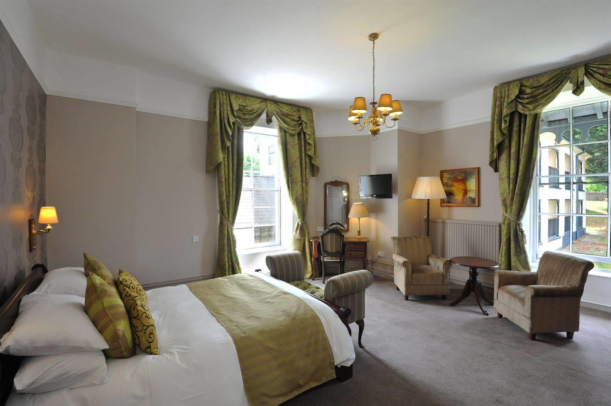 Royal Hotel By Greene King Inns Ross-on-Wye Extérieur photo