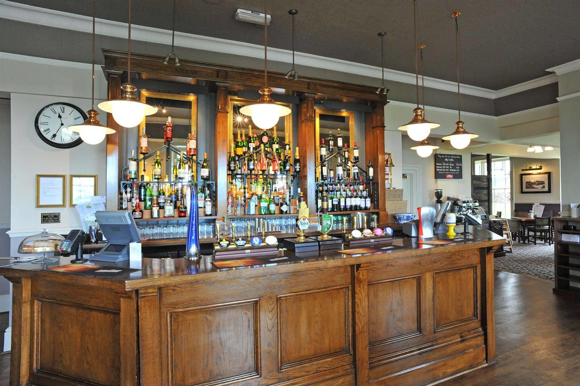 Royal Hotel By Greene King Inns Ross-on-Wye Extérieur photo